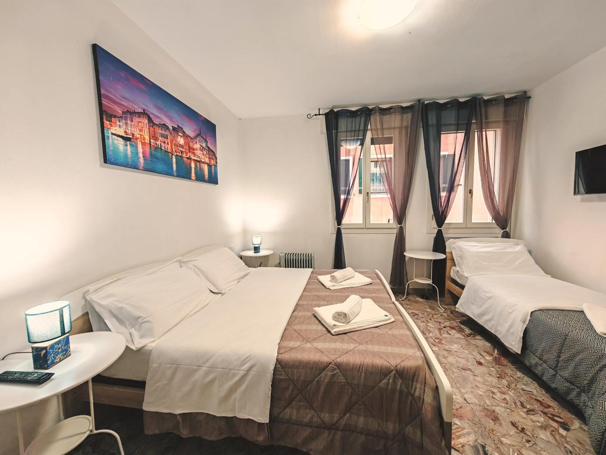 Goldmine Guest House 1 Венеция Номер фото